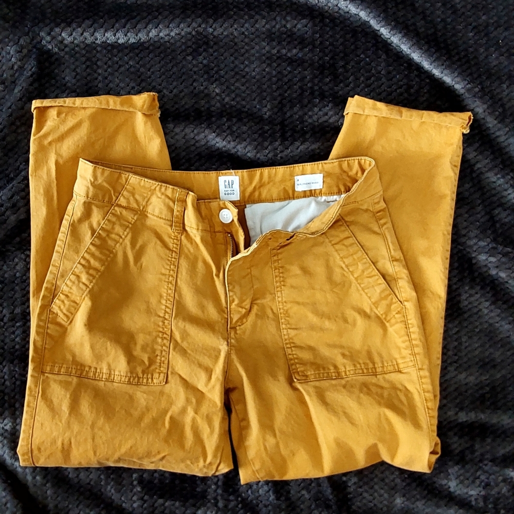 Gap Girlfriend Khaki